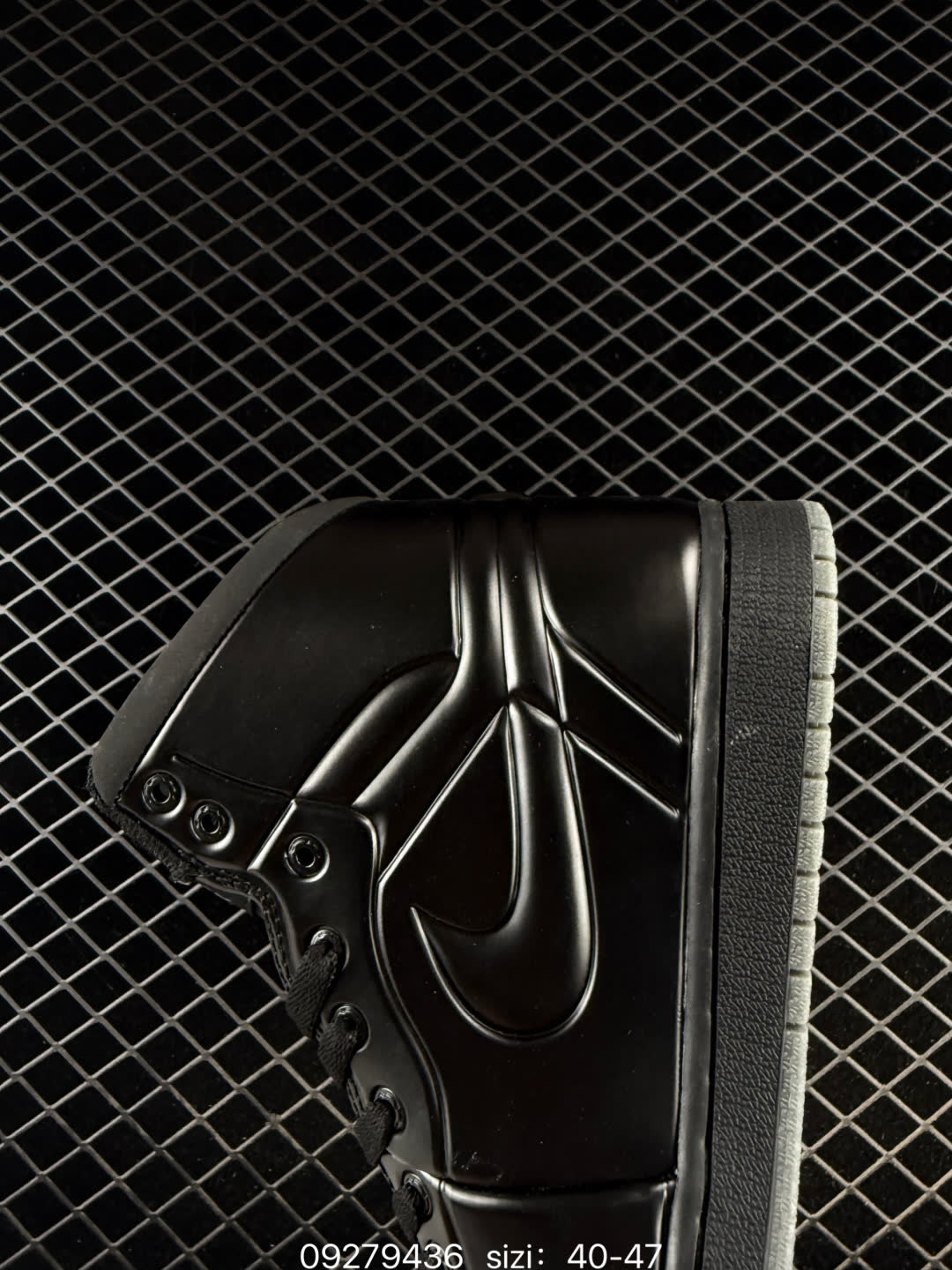 Nike Air Jordan 1 Retro Mid AJ1-414823-002